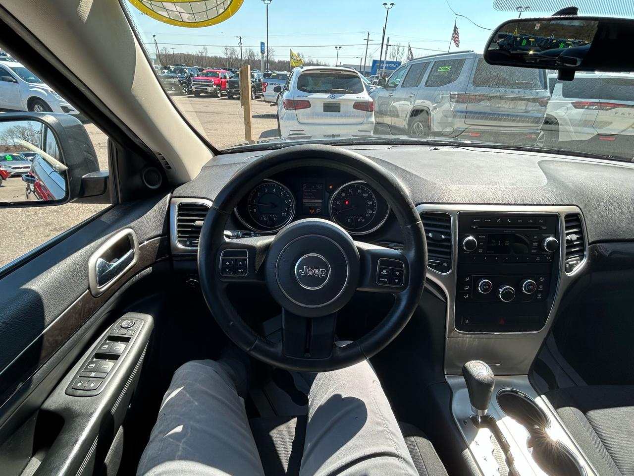 Jeep Grand Cherokee Laredo 4WD 2011