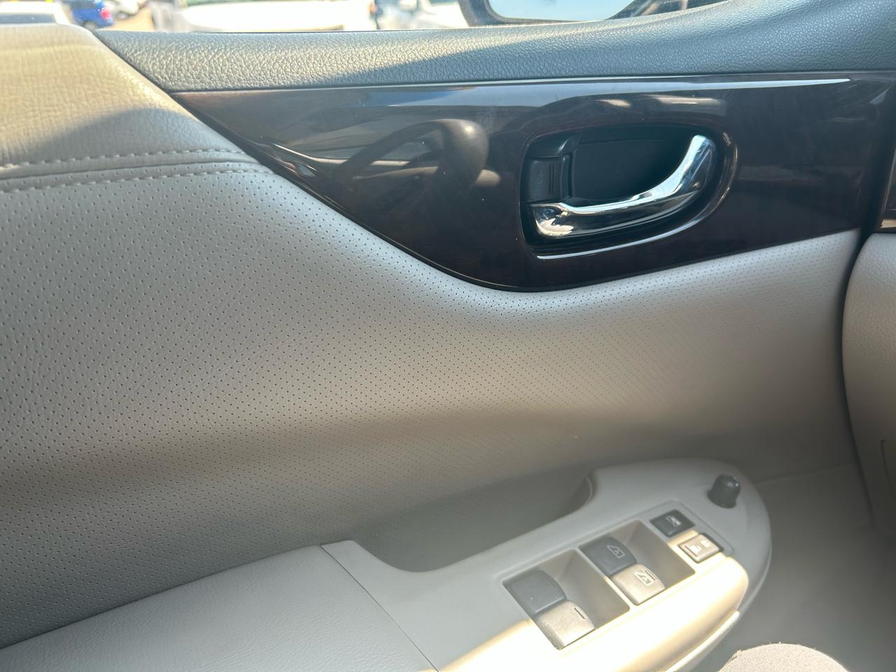 Nissan Quest 3.5 S 2014