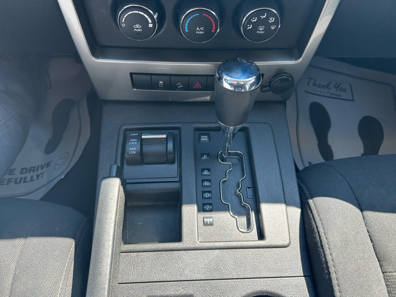 Jeep Liberty Sport 4WD 2011