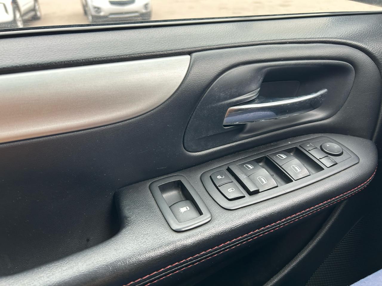 Dodge Grand Caravan R/T 2014