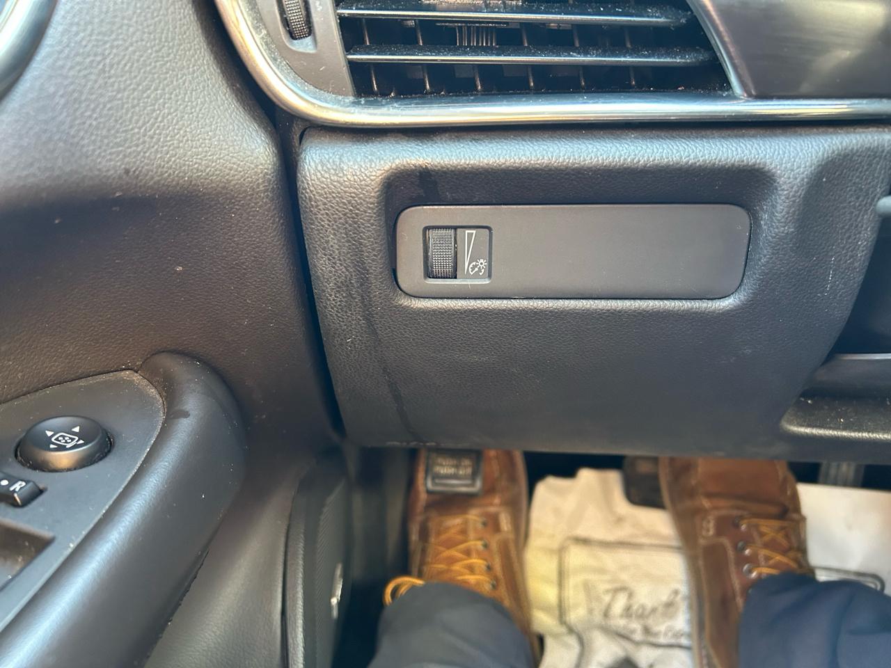 Cadillac ATS 2.5L Standard RWD 2014