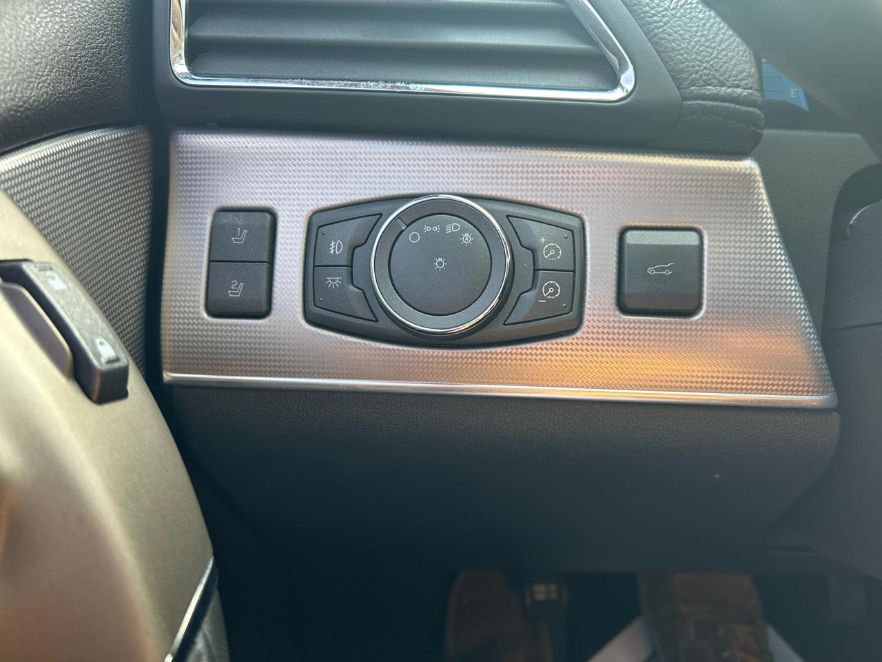 Lincoln MKX AWD 2011