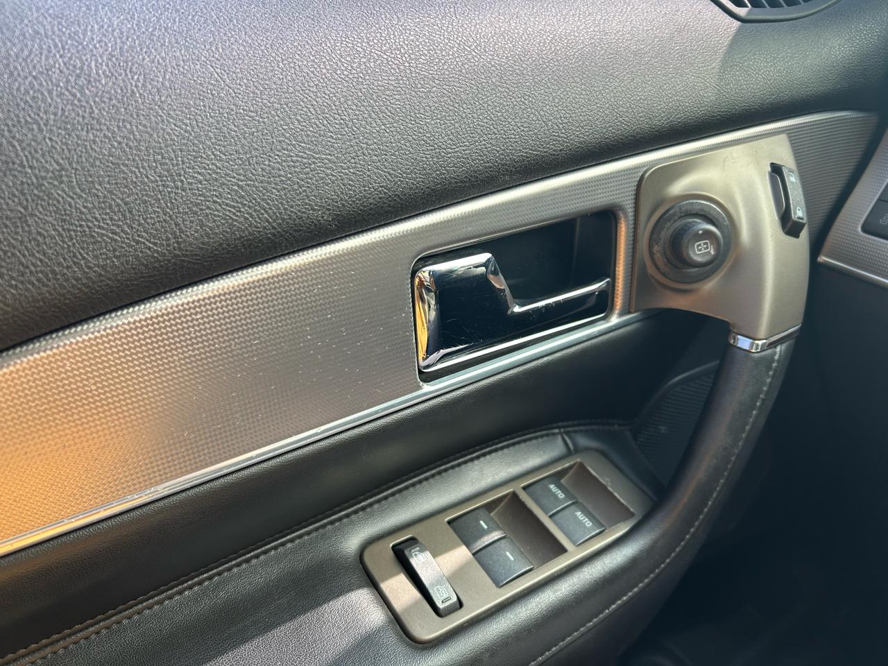 Lincoln MKX AWD 2011