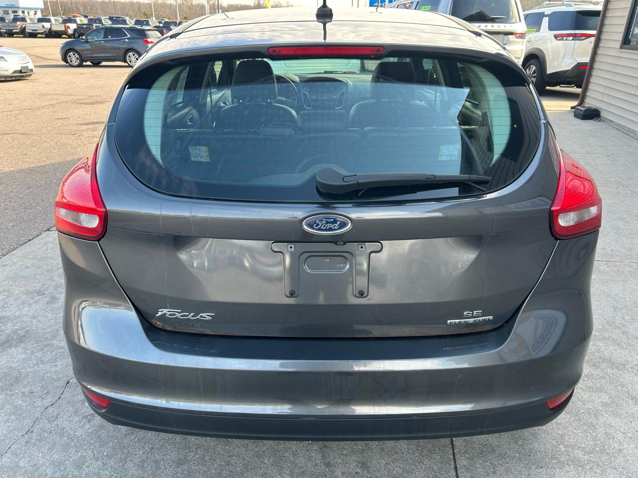 Ford Focus SE Hatch 2015