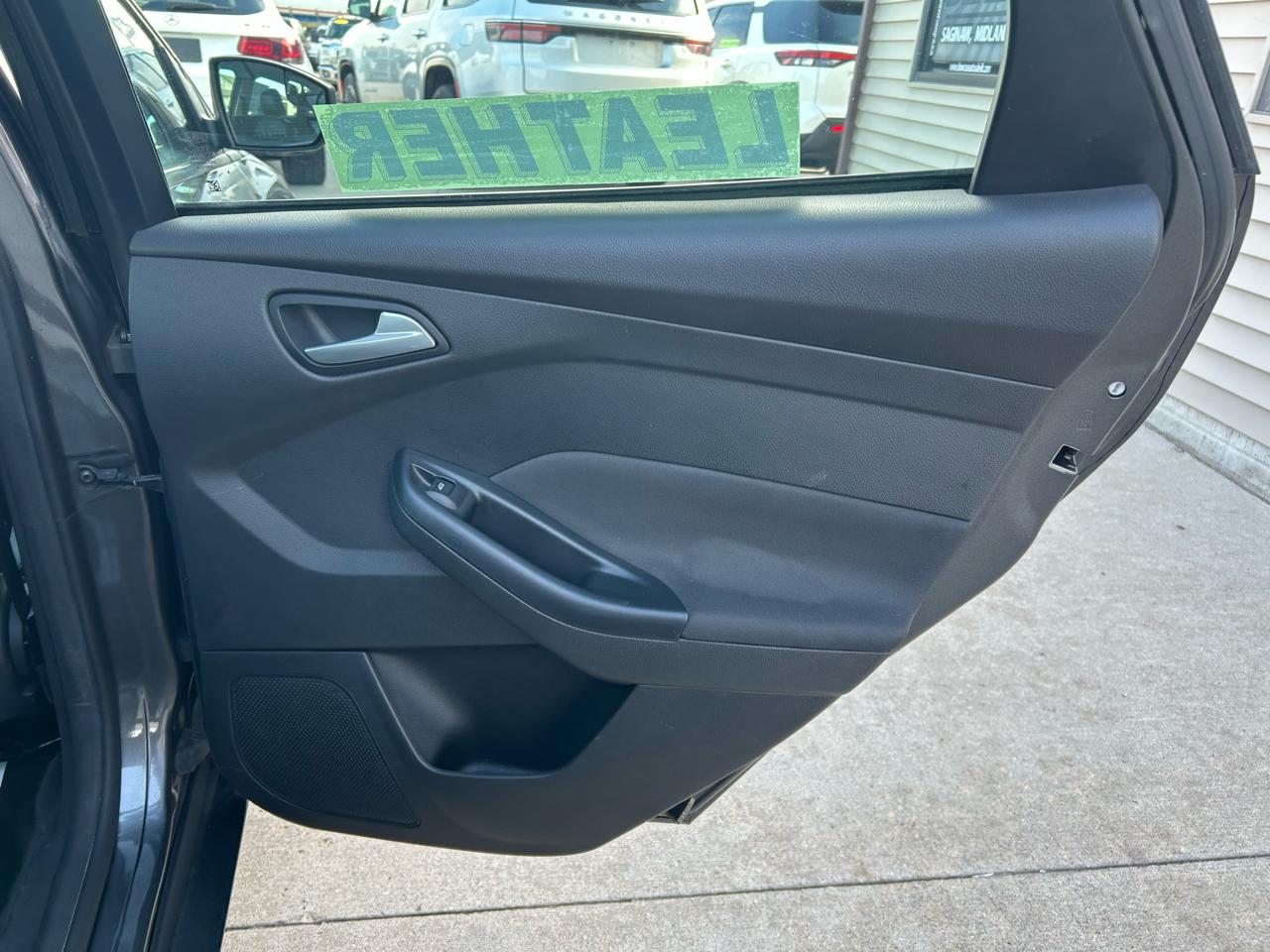 Ford Focus SE Hatch 2015