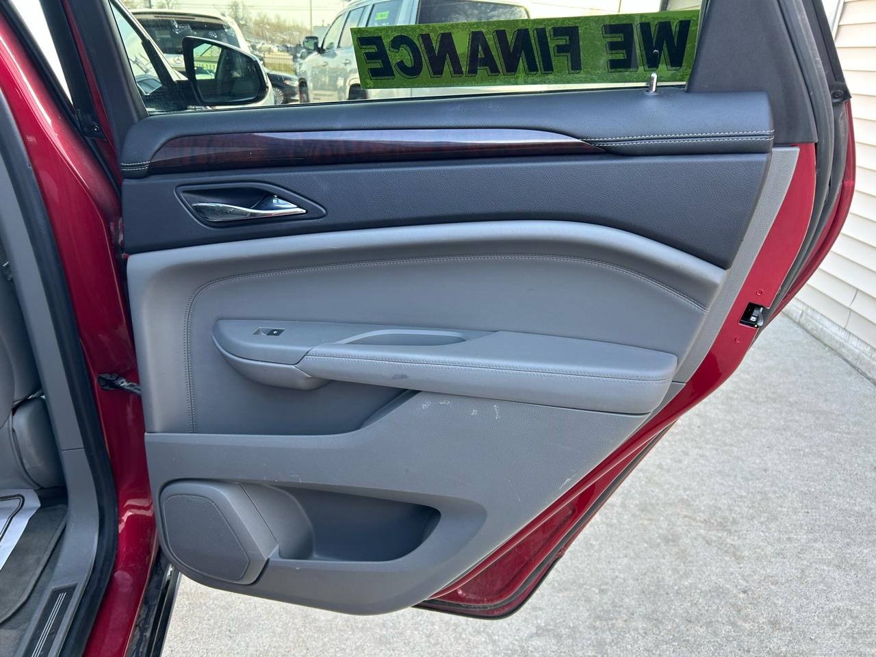 Cadillac SRX Luxury Collection AWD 2011