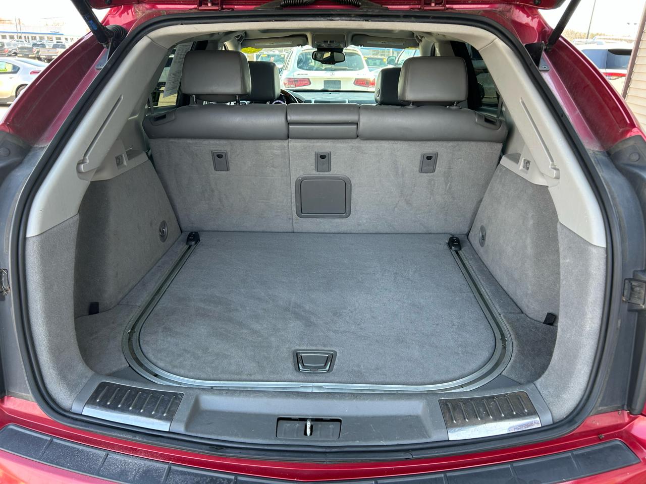 Cadillac SRX Luxury Collection AWD 2011