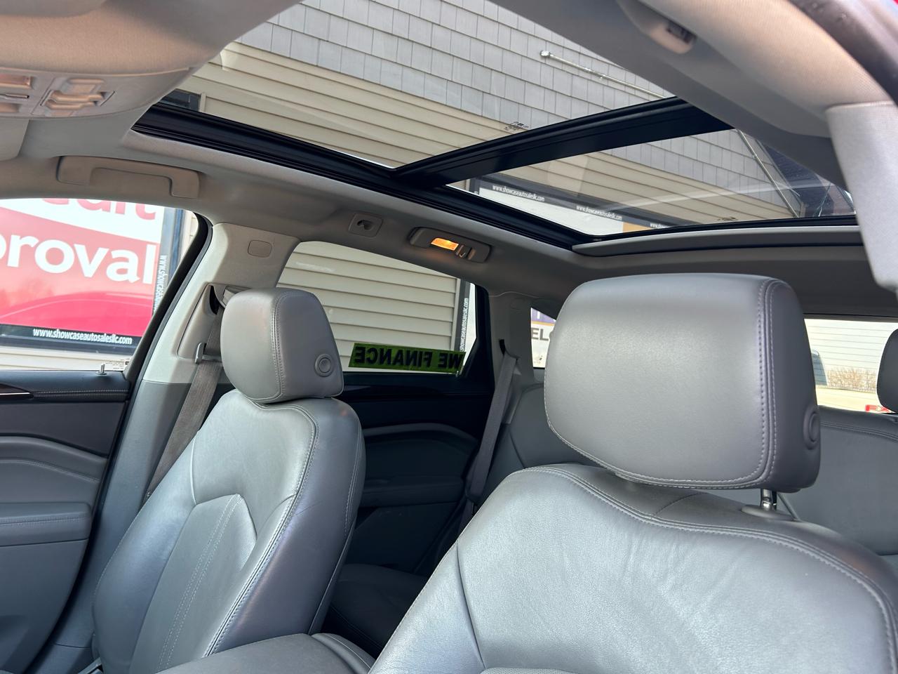 Cadillac SRX Luxury Collection AWD 2011