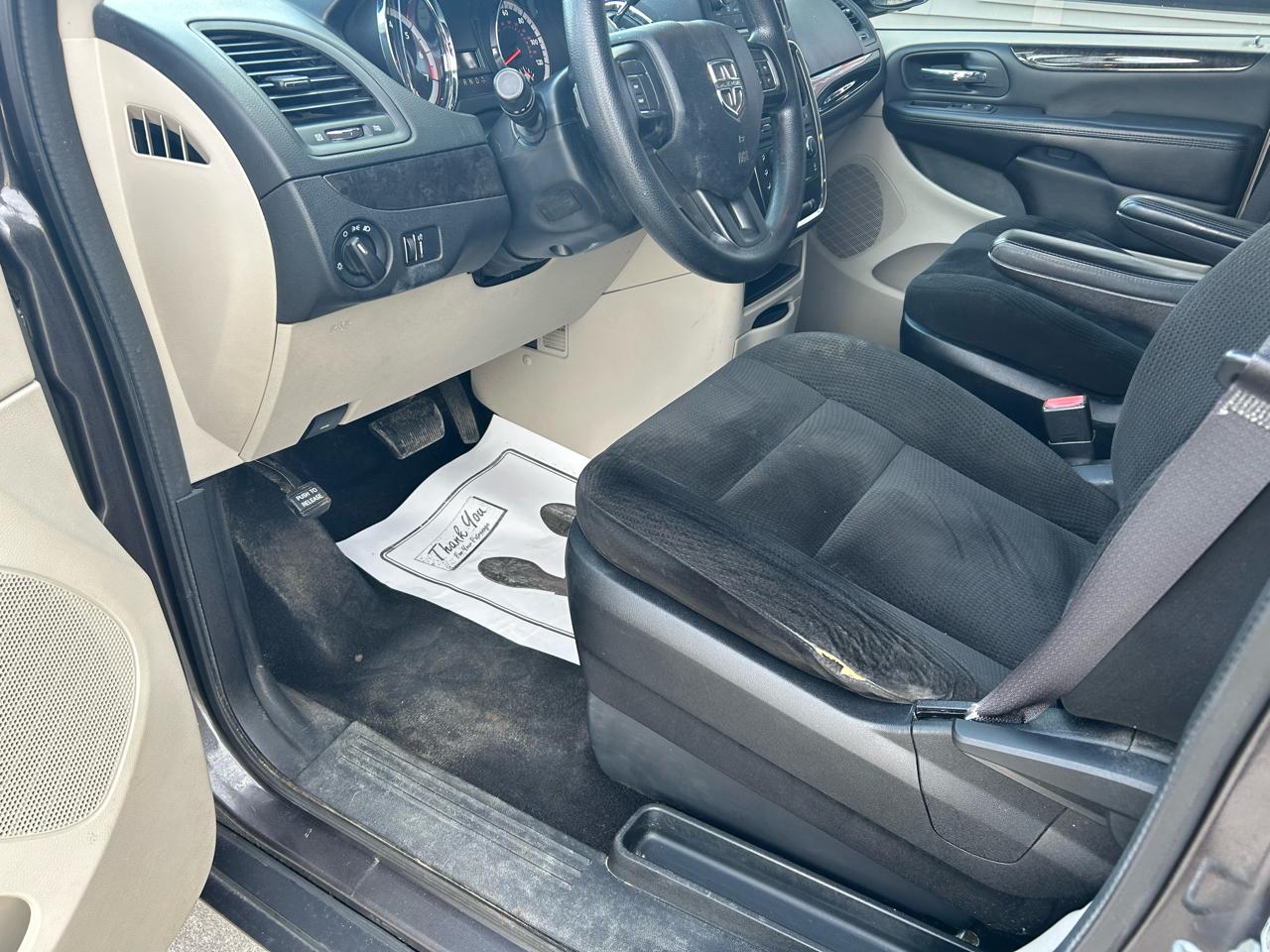 Dodge Grand Caravan SE 2016