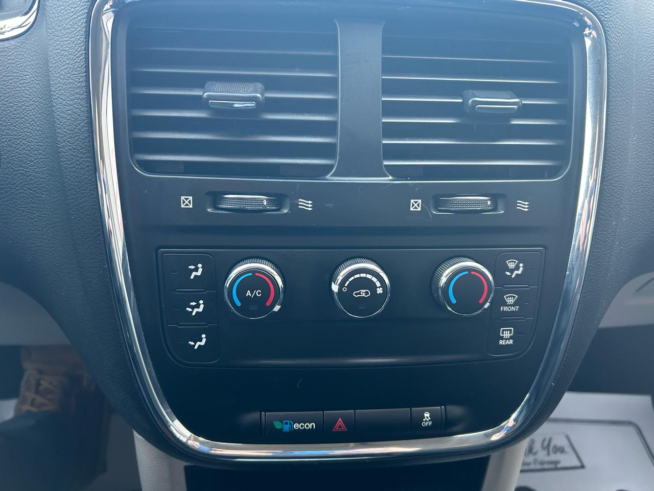 Dodge Grand Caravan SE 2016