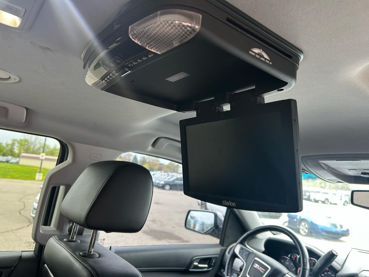 GMC Yukon XL SLT 1/2 Ton 4WD 2015