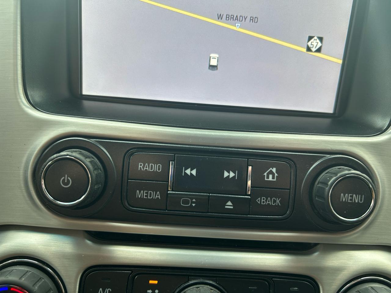 GMC Yukon XL SLT 1/2 Ton 4WD 2015