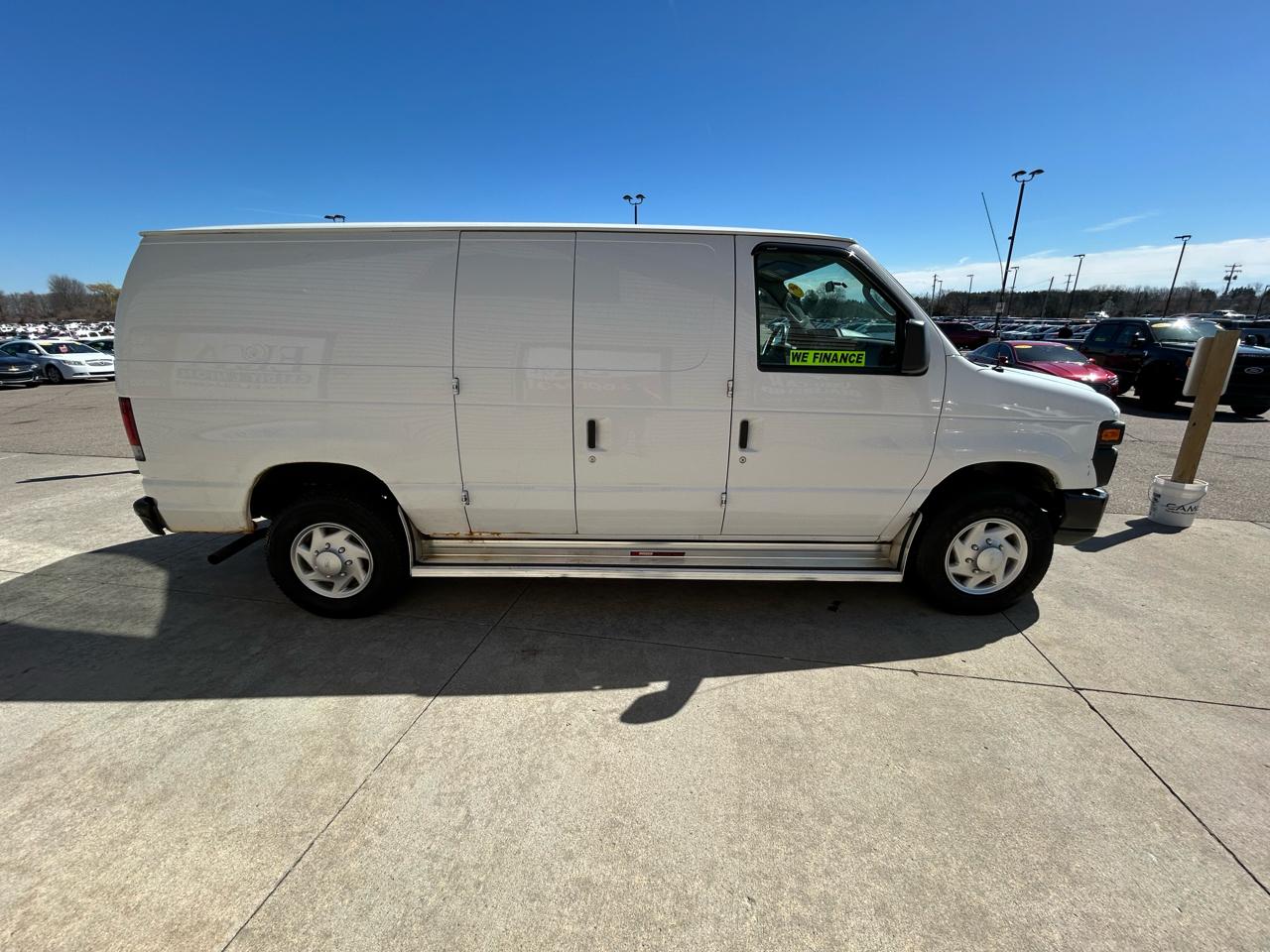 Ford Econoline E-250 2013