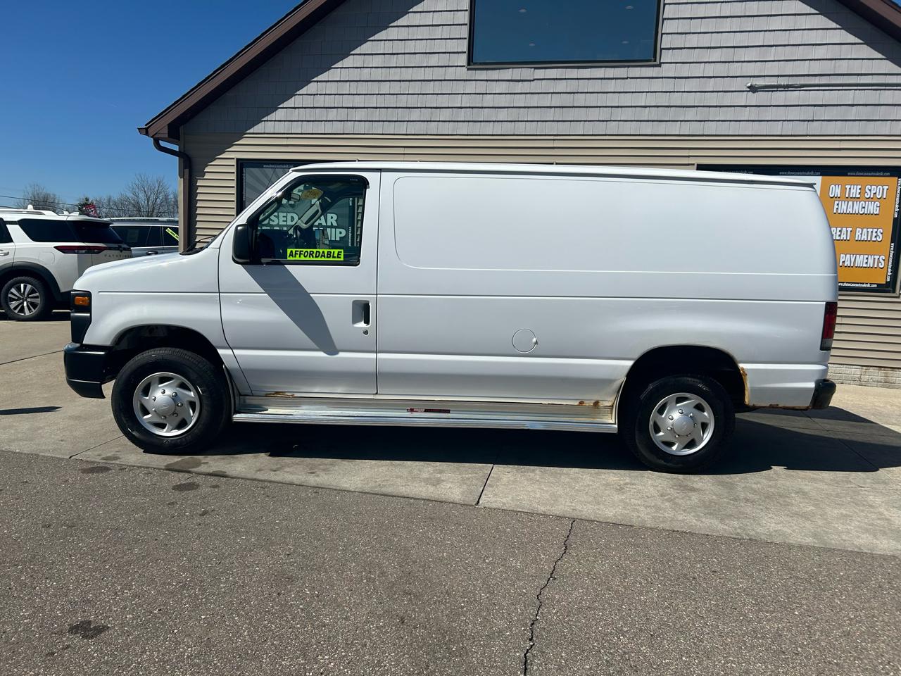 Ford Econoline E-250 2013