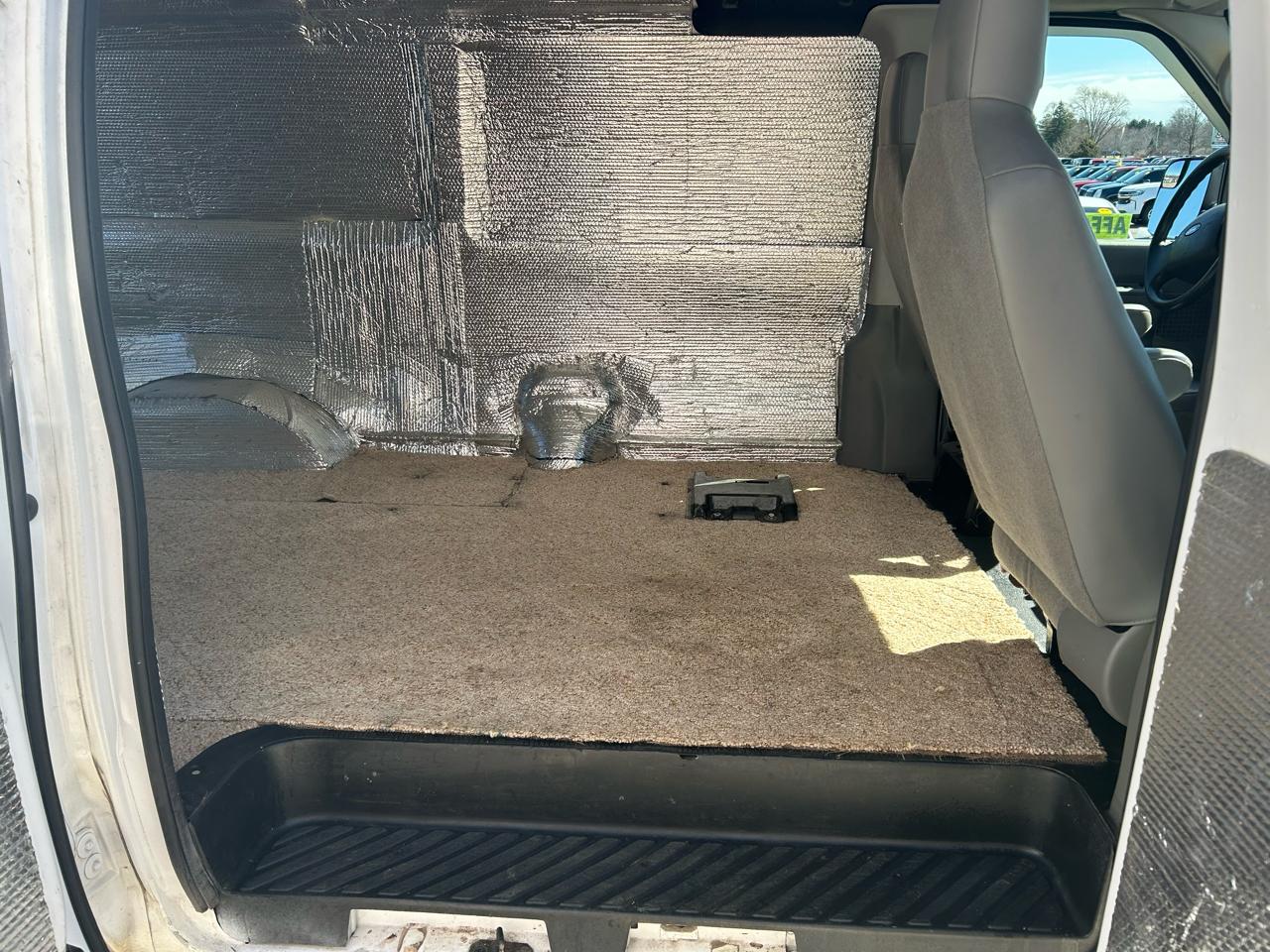 Ford Econoline E-250 2013