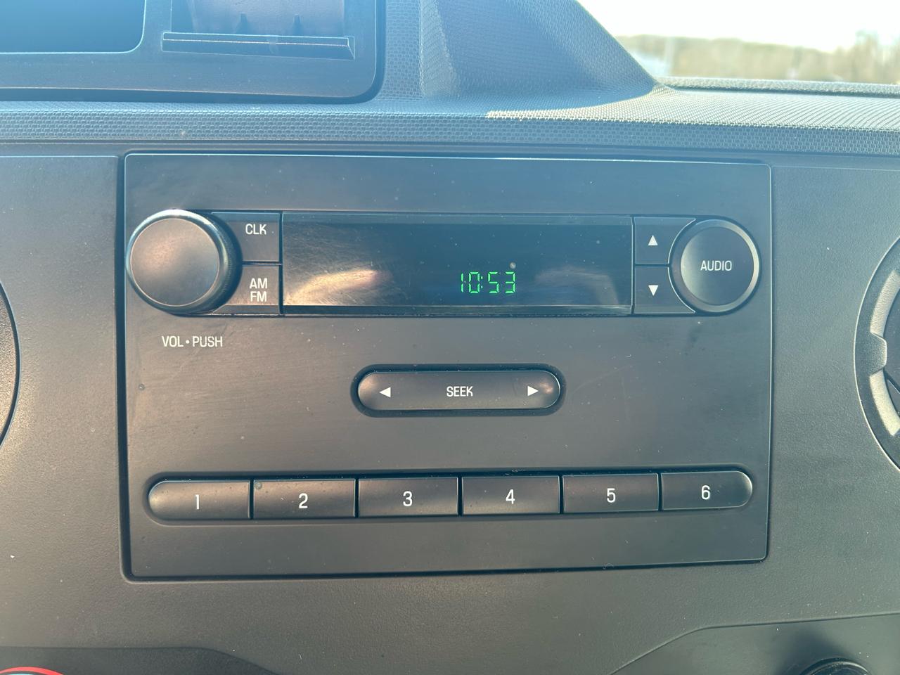 Ford Econoline E-250 2013