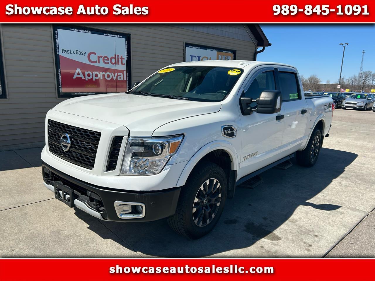 Nissan Titan Platinum Reserve Crew Cab 4WD 2017