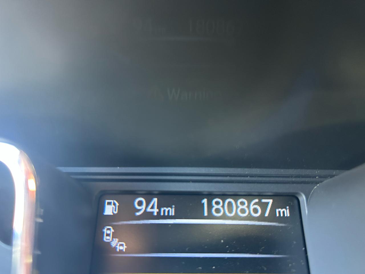 Nissan Titan Platinum Reserve Crew Cab 4WD 2017