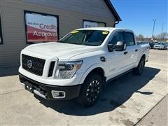2017 Nissan Titan 