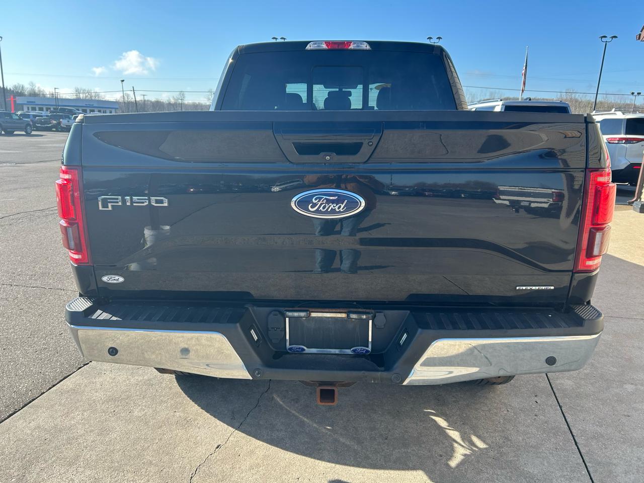 Ford F-150 Lariat SuperCrew 5.5-ft. Bed 4WD 2016