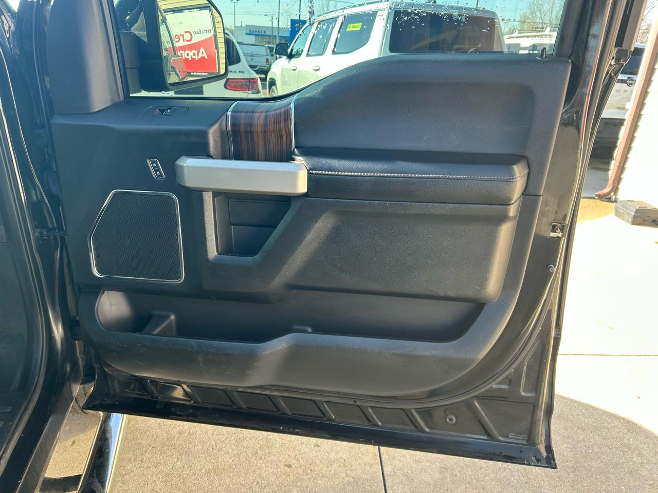 Ford F-150 Lariat SuperCrew 5.5-ft. Bed 4WD 2016