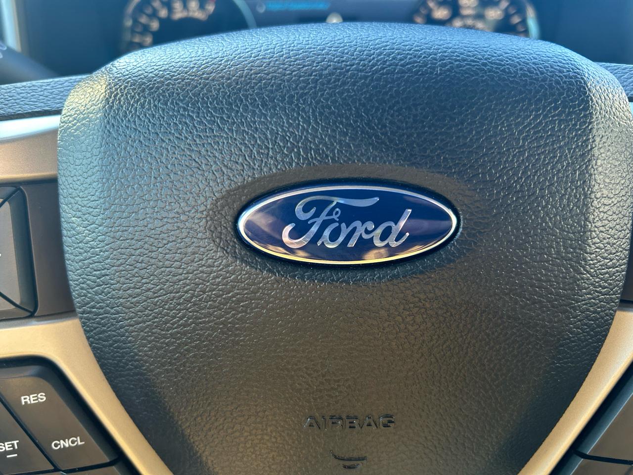 Ford F-150 Lariat SuperCrew 5.5-ft. Bed 4WD 2016