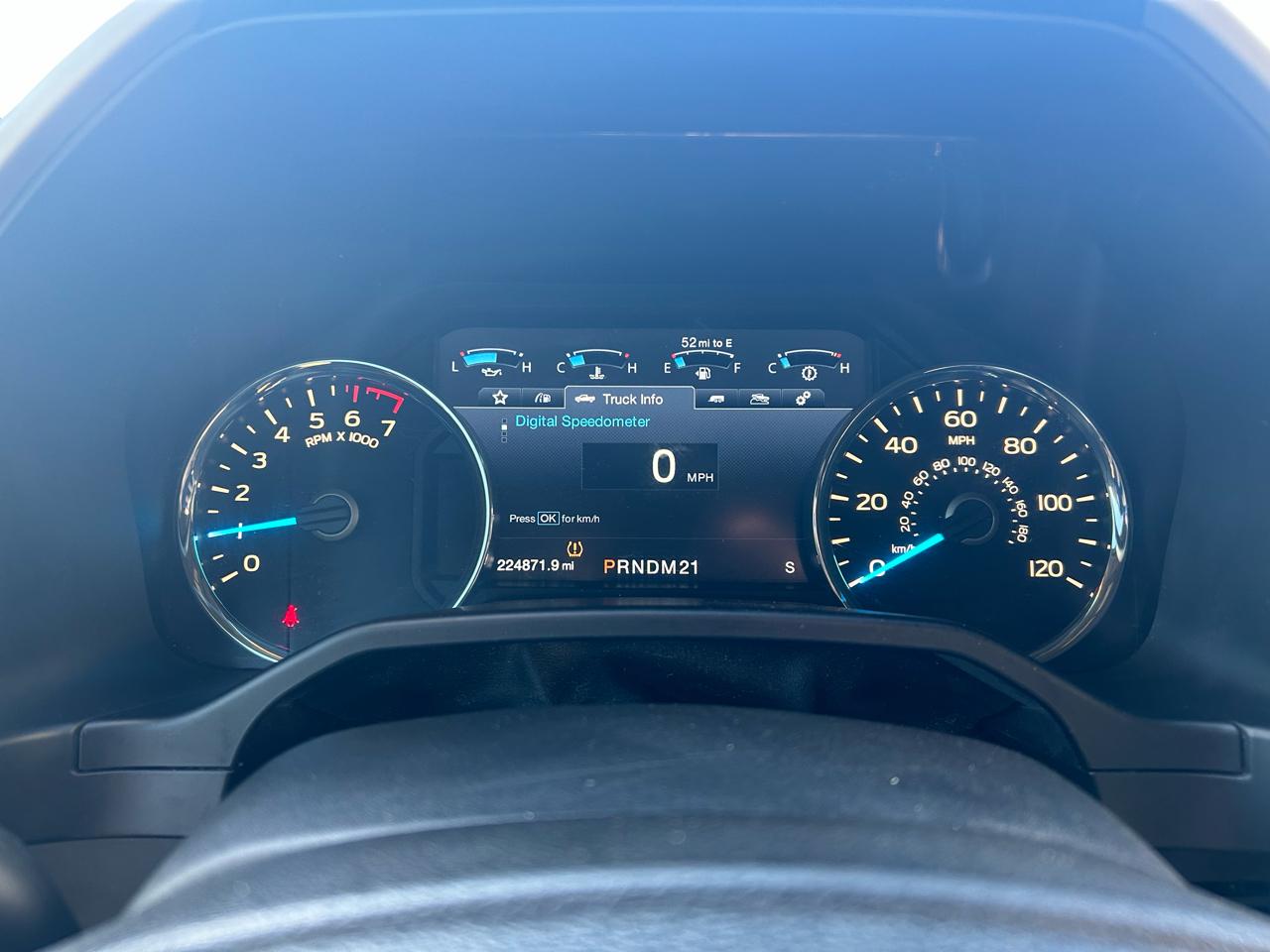 Ford F-150 Lariat SuperCrew 5.5-ft. Bed 4WD 2016