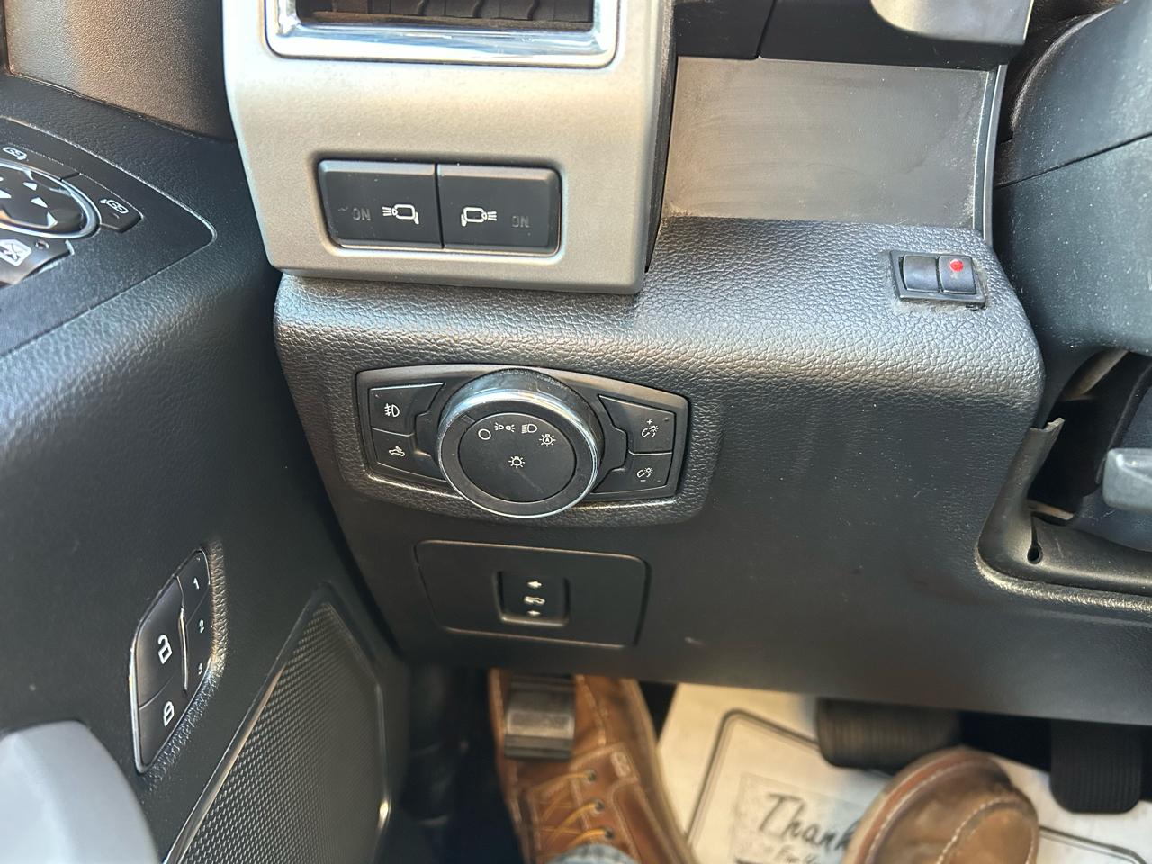 Ford F-150 Lariat SuperCrew 5.5-ft. Bed 4WD 2016