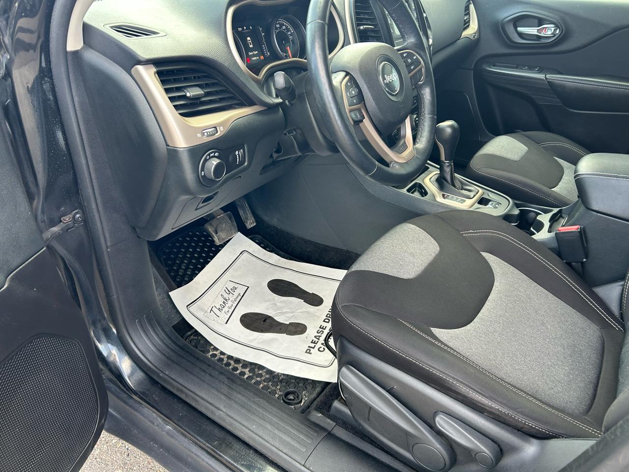 Jeep Cherokee Sport FWD 2015