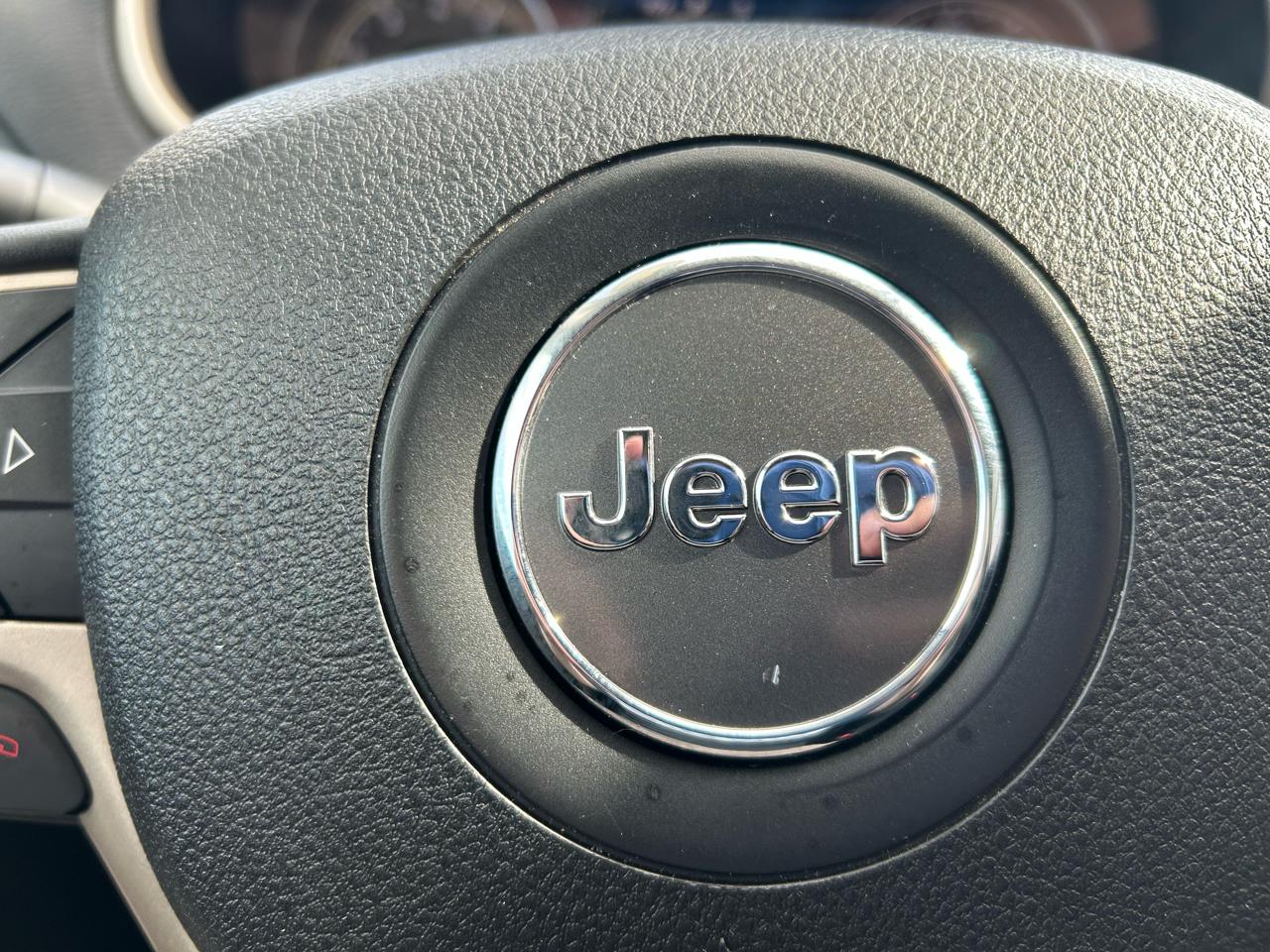 Jeep Cherokee Sport FWD 2015