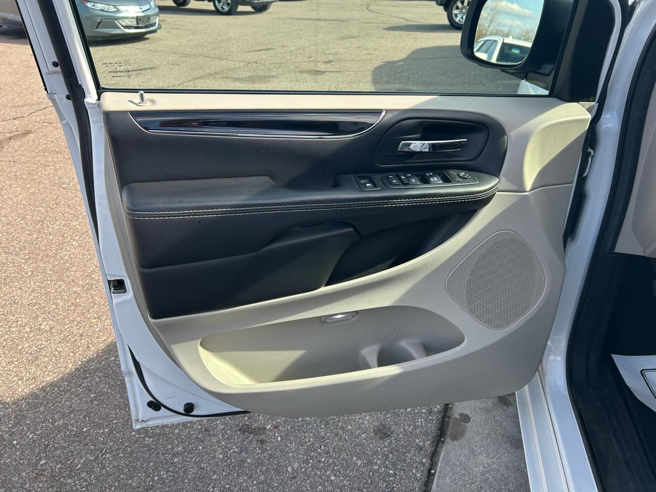 Dodge Grand Caravan SXT 2017