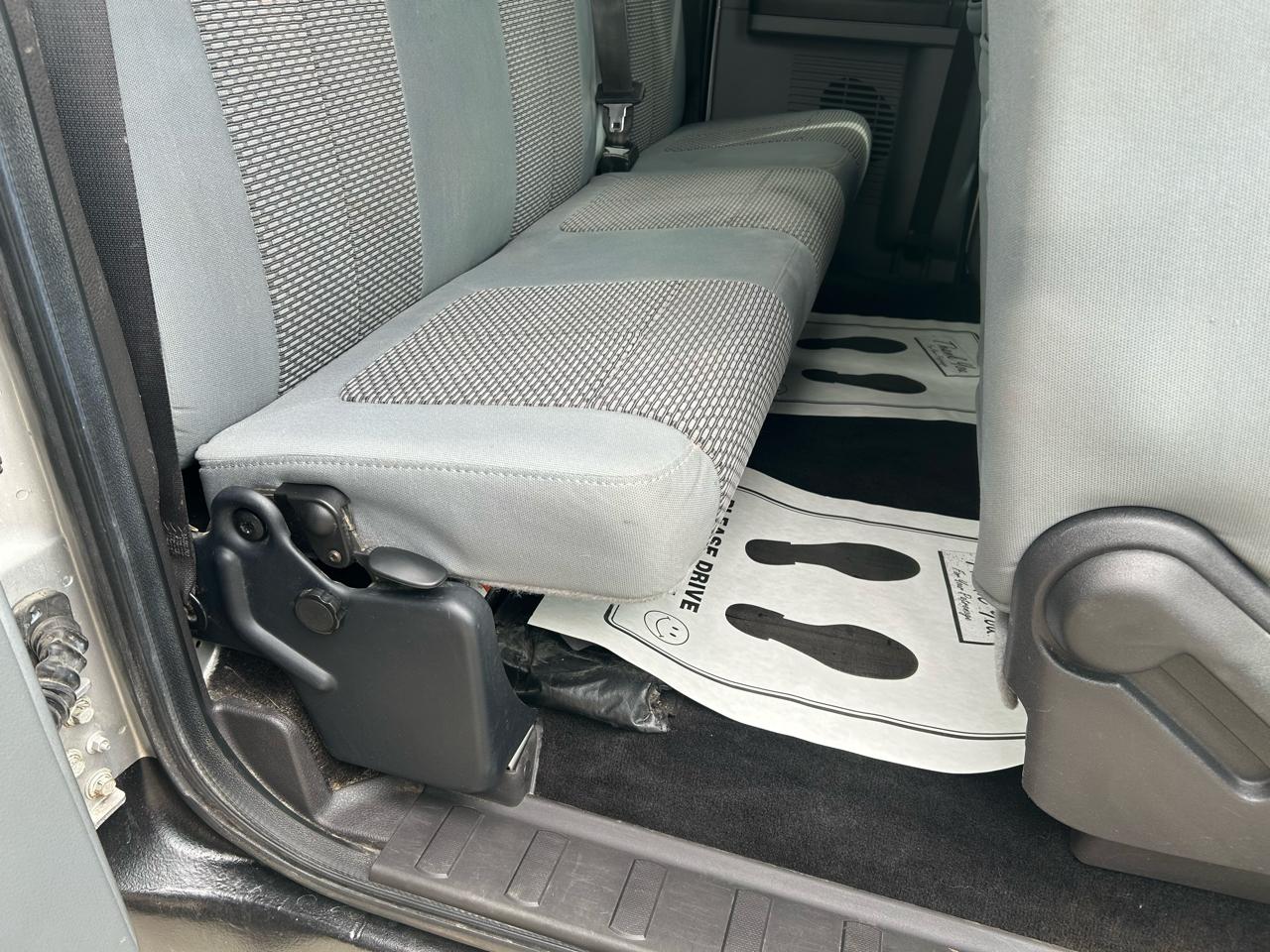 Ford F-350 SD XLT SuperCab Long Bed 4WD 2011