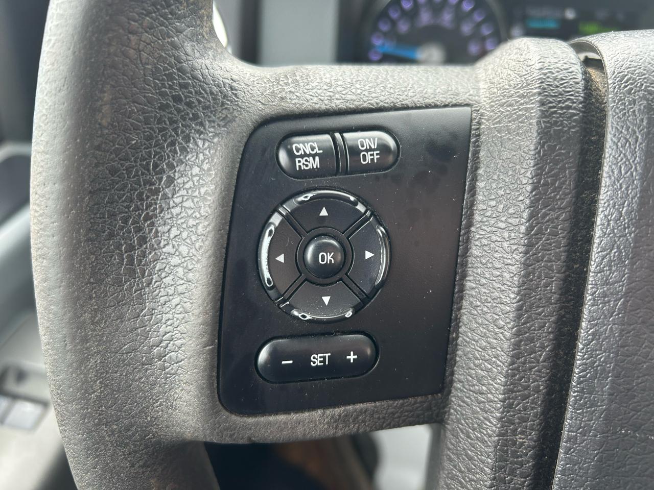 Ford F-350 SD XLT SuperCab Long Bed 4WD 2011