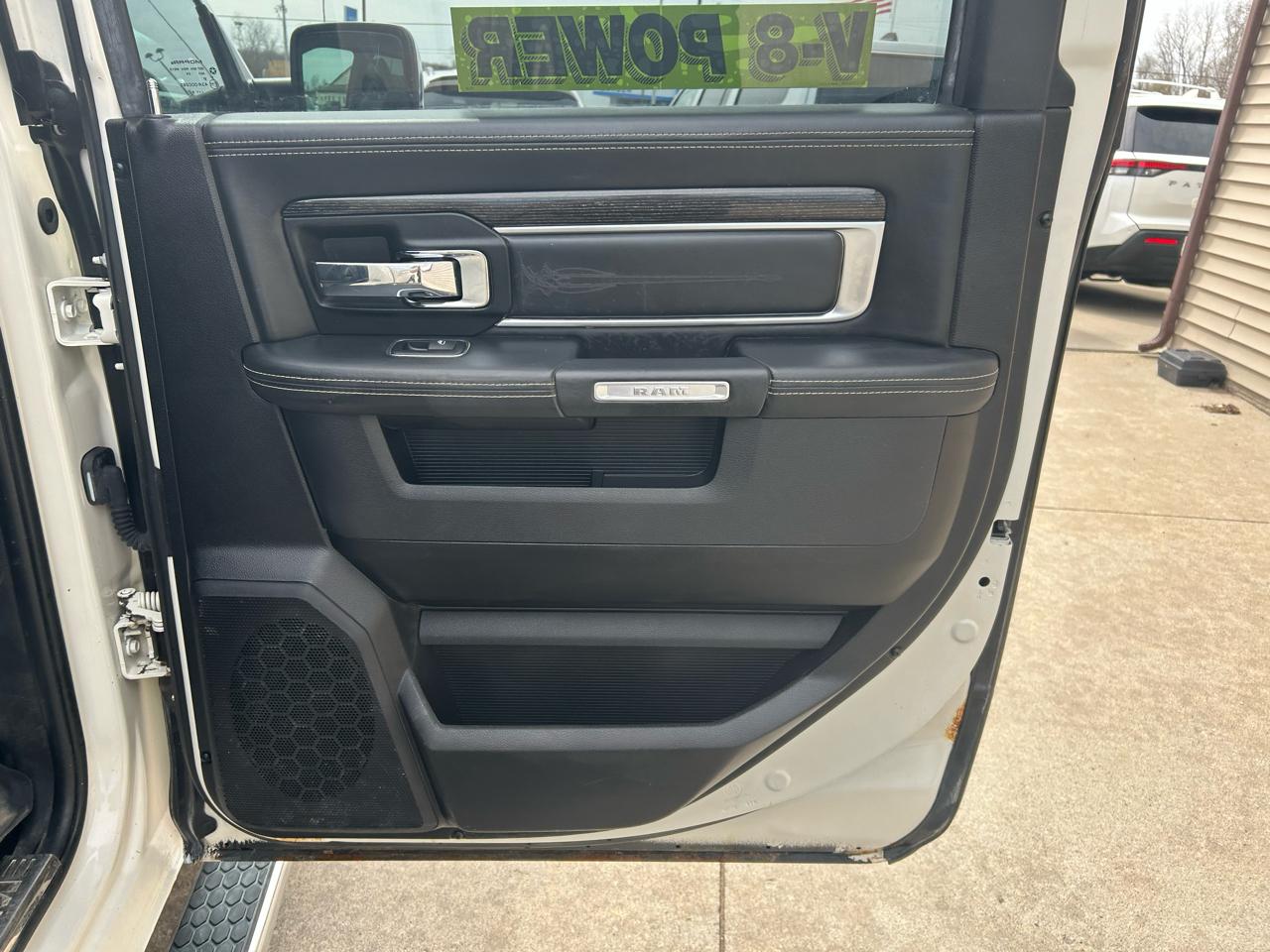 RAM 1500 Longhorn Crew Cab SWB 4WD 2016