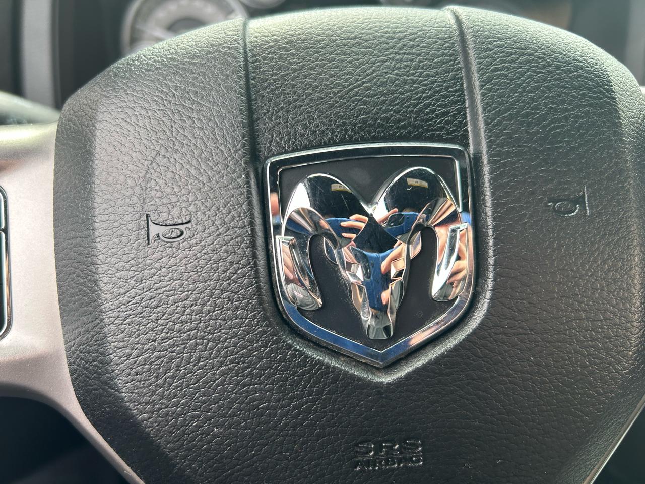 RAM 1500 Longhorn Crew Cab SWB 4WD 2016