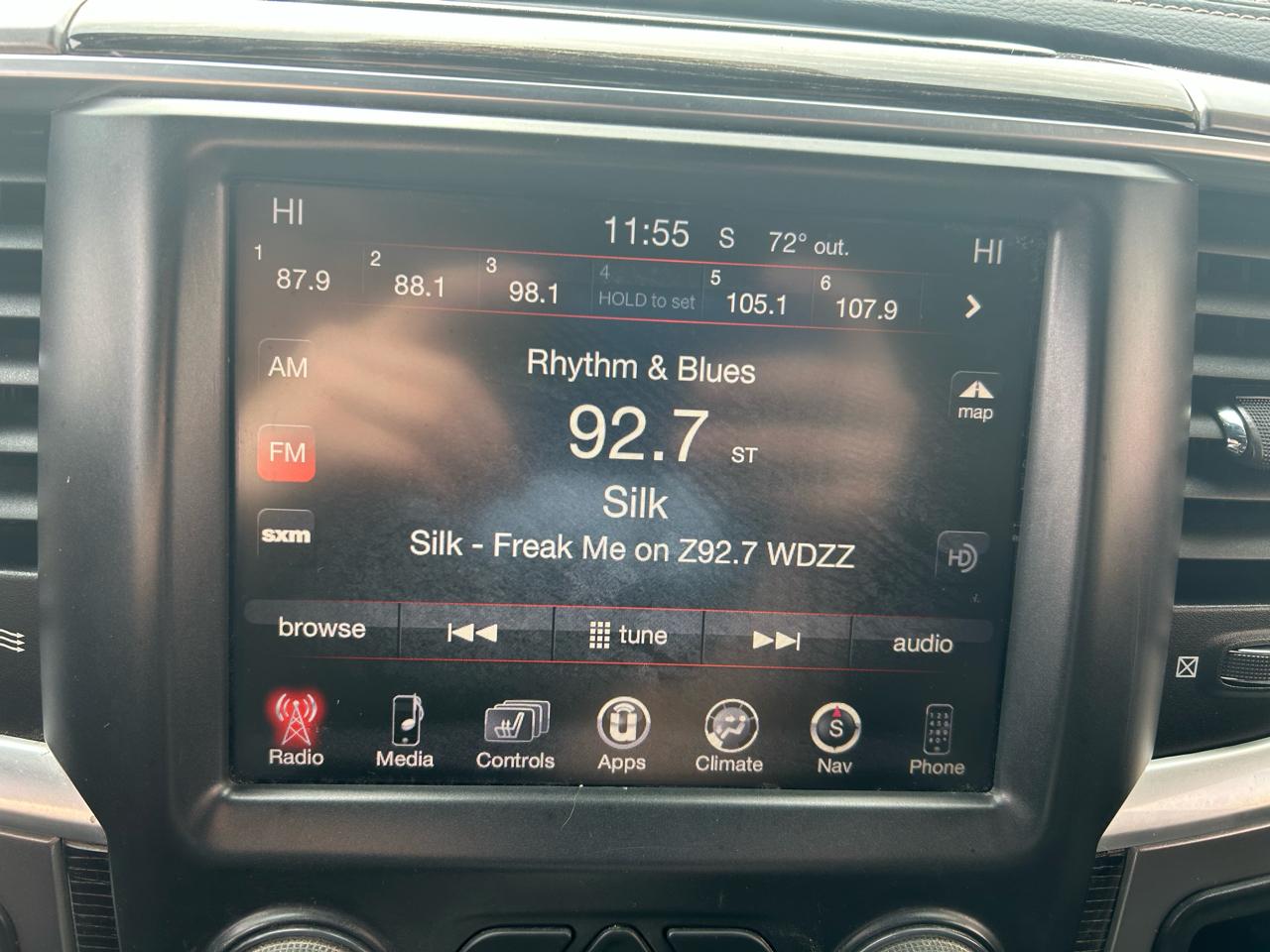 RAM 1500 Longhorn Crew Cab SWB 4WD 2016