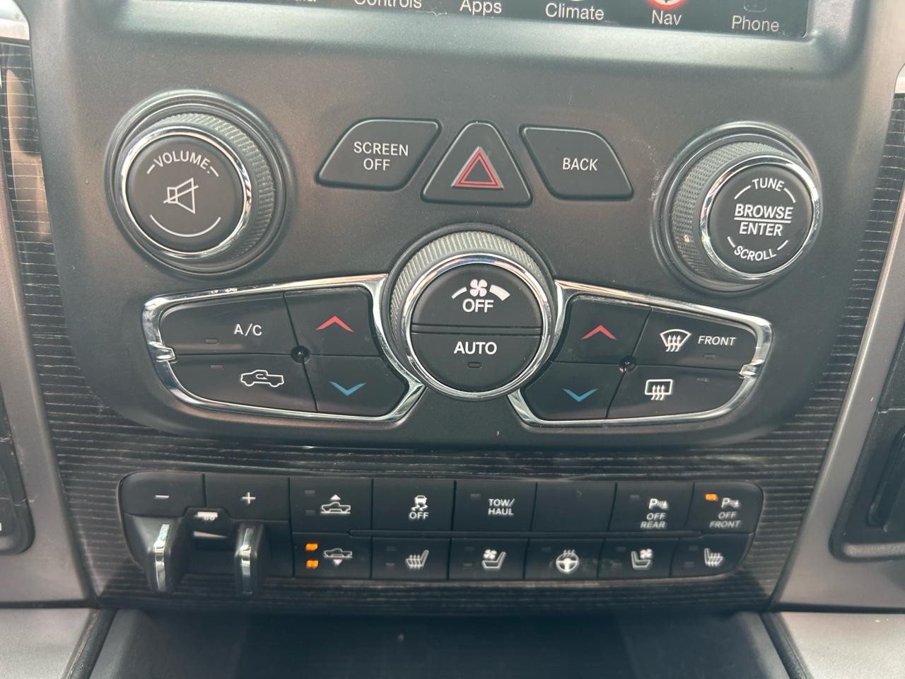 RAM 1500 Longhorn Crew Cab SWB 4WD 2016