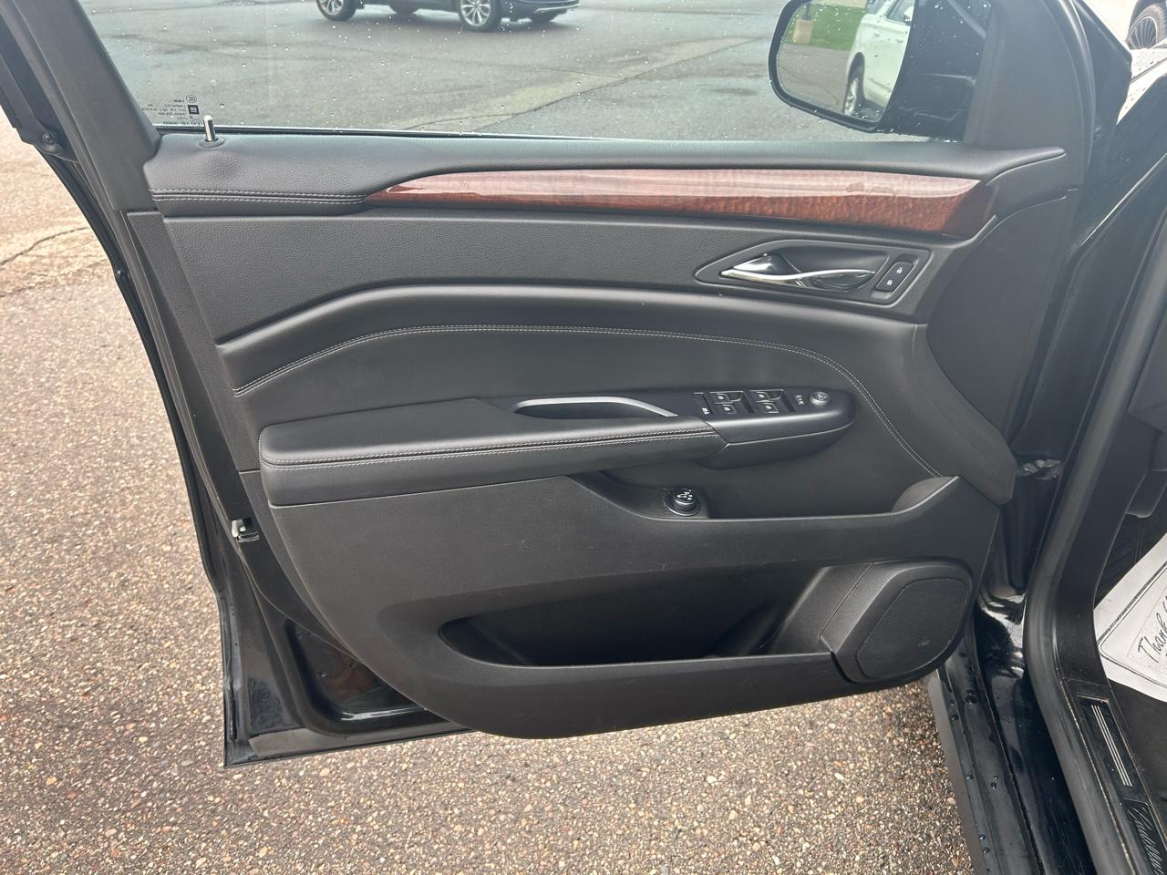 Cadillac SRX Luxury Collection AWD 2015