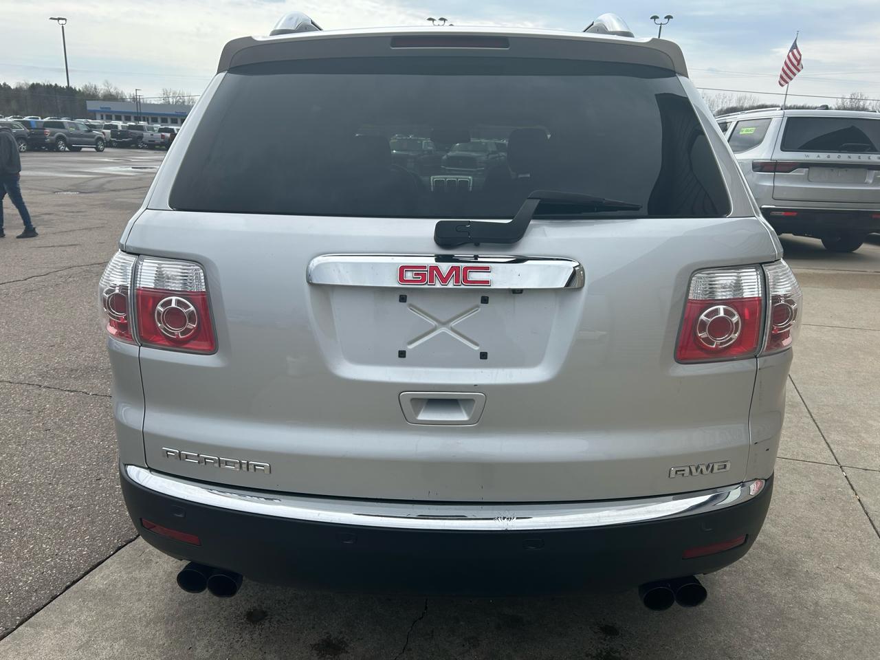 GMC Acadia SLE AWD 2010