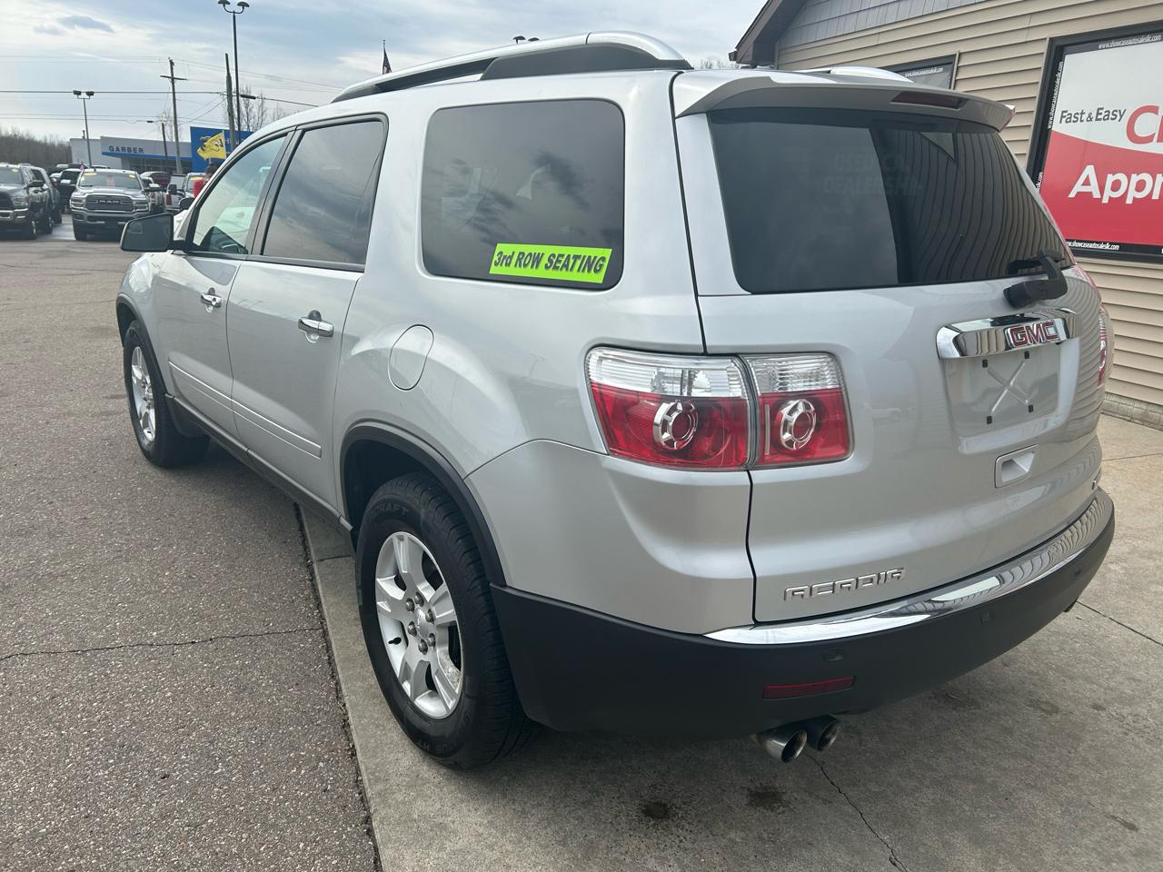 GMC Acadia SLE AWD 2010
