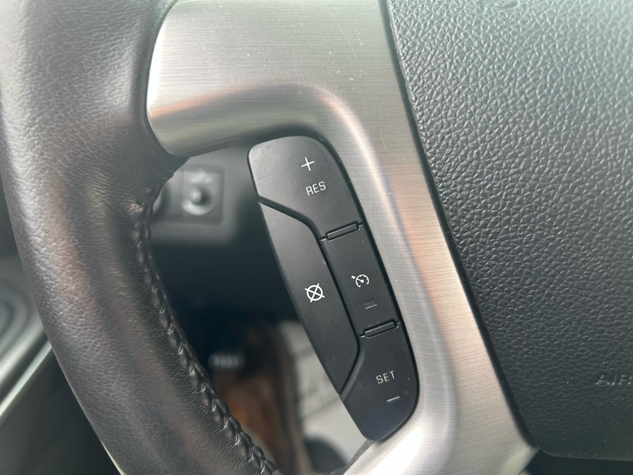 GMC Acadia SLE AWD 2010