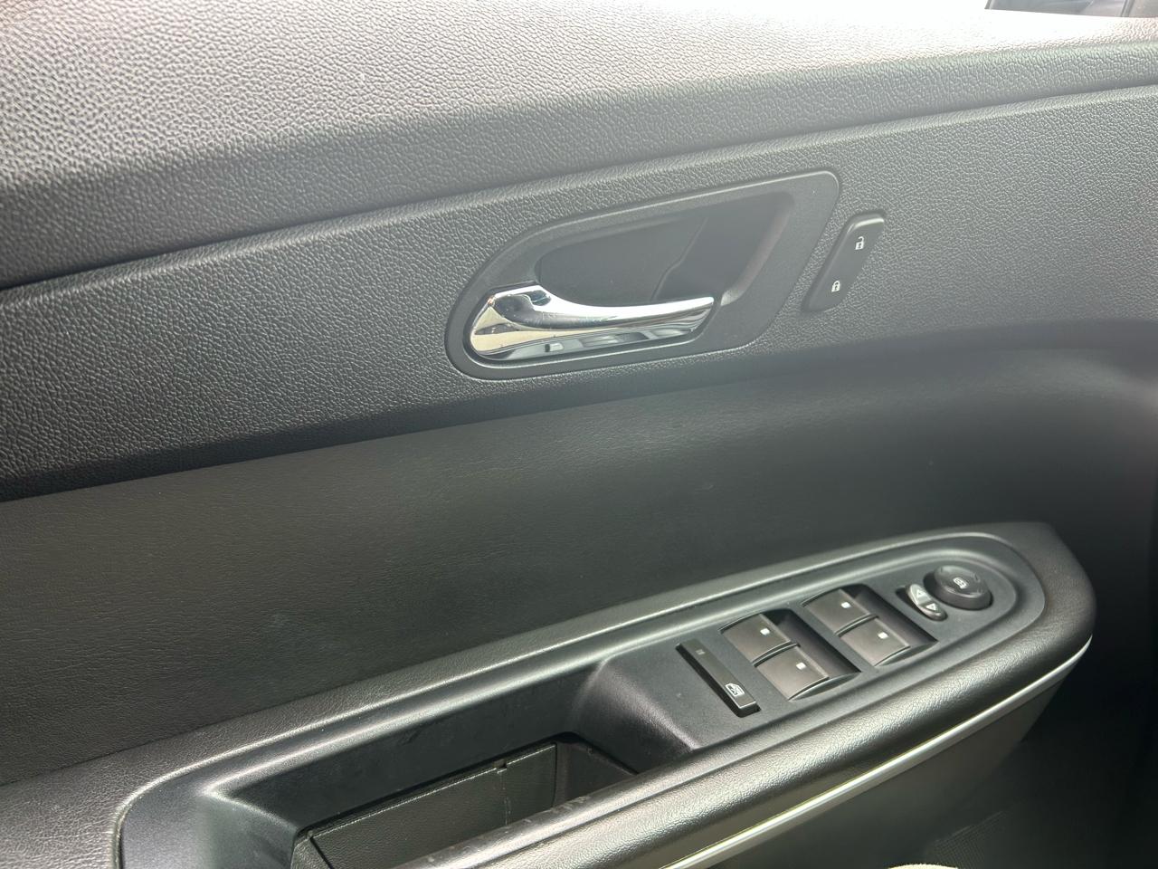 GMC Acadia SLE AWD 2010