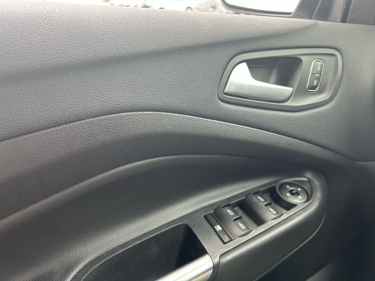 Ford Escape SE 4WD 2017