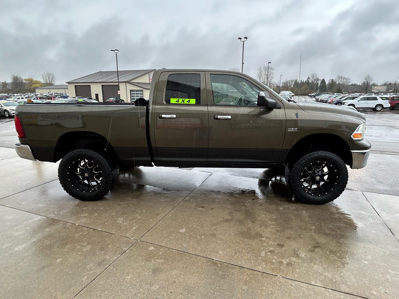 RAM 1500 SLT Quad Cab 4WD 2012