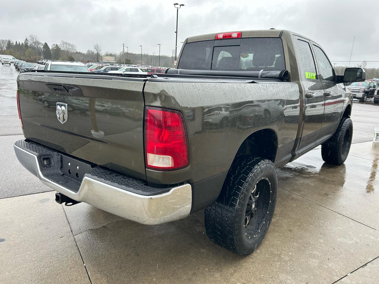 RAM 1500 SLT Quad Cab 4WD 2012