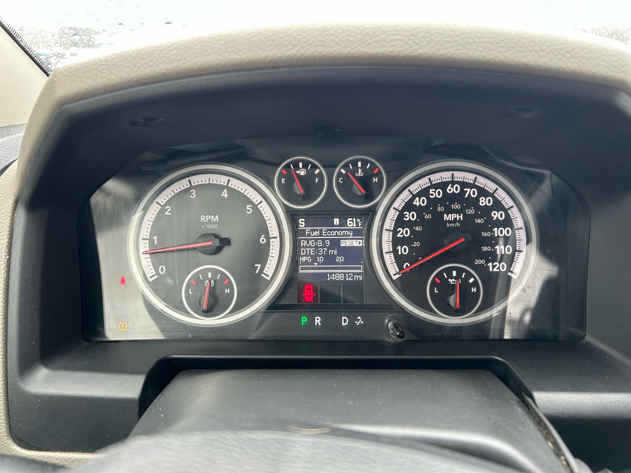 RAM 1500 SLT Quad Cab 4WD 2012