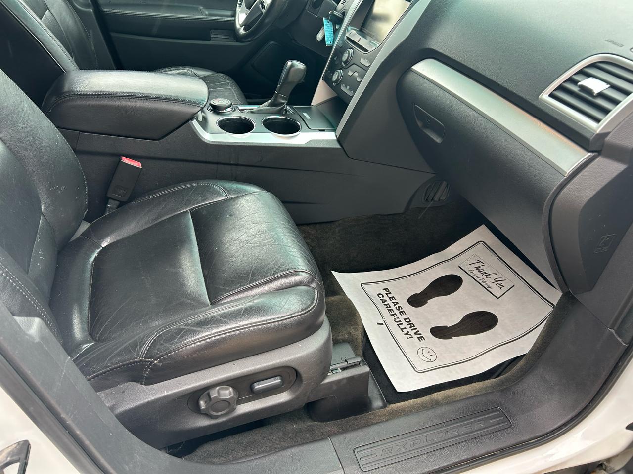 Ford Explorer XLT 4WD 2013