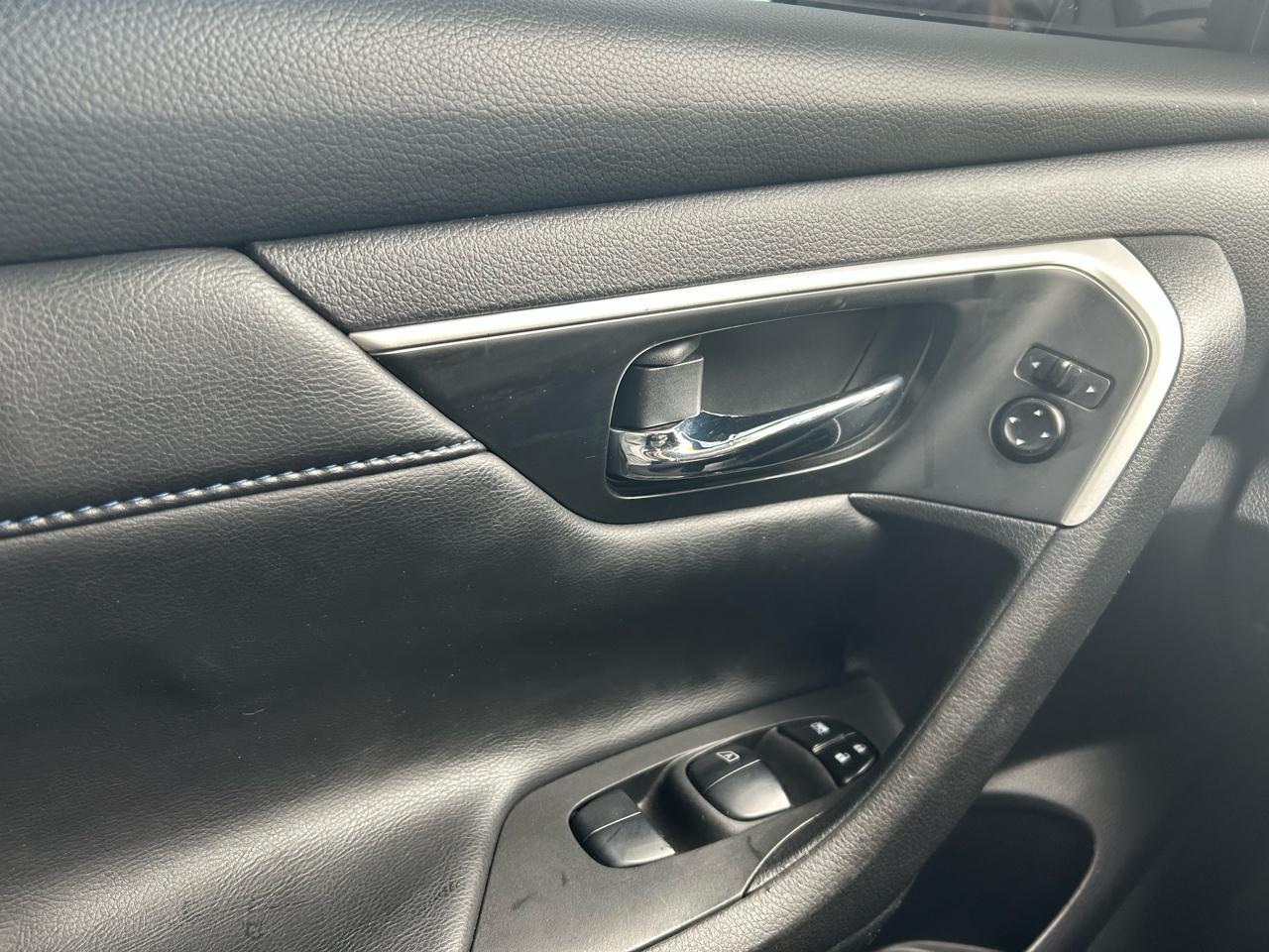 Nissan Altima 2.5 SR 2016