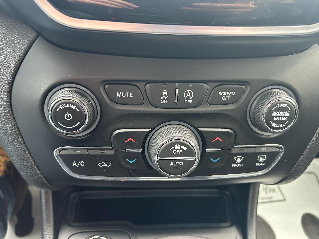 Jeep Cherokee Limited 4WD 2019