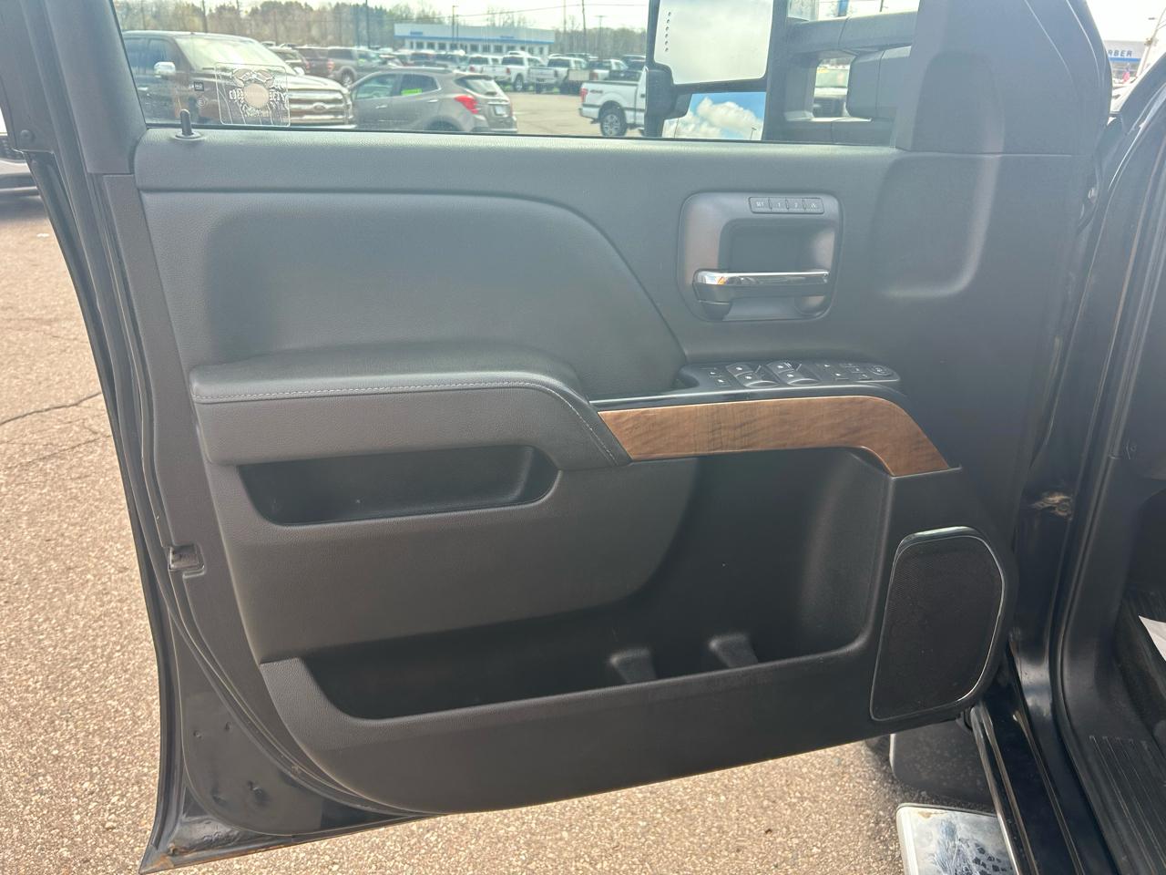 Chevrolet Silverado 3500HD LTZ Crew Cab 4WD 2018